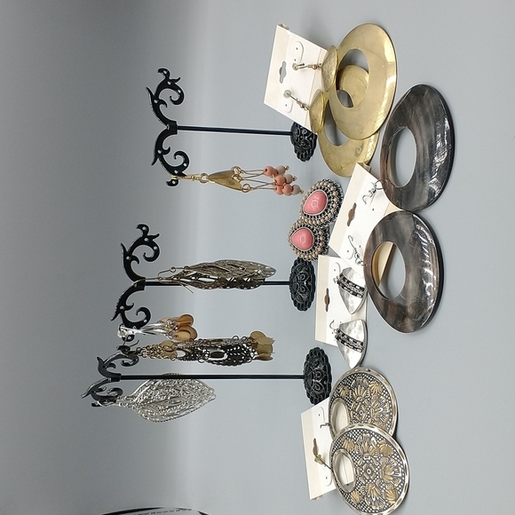 Mixed bag of vintage and boho earrings - Picture 10 of 10